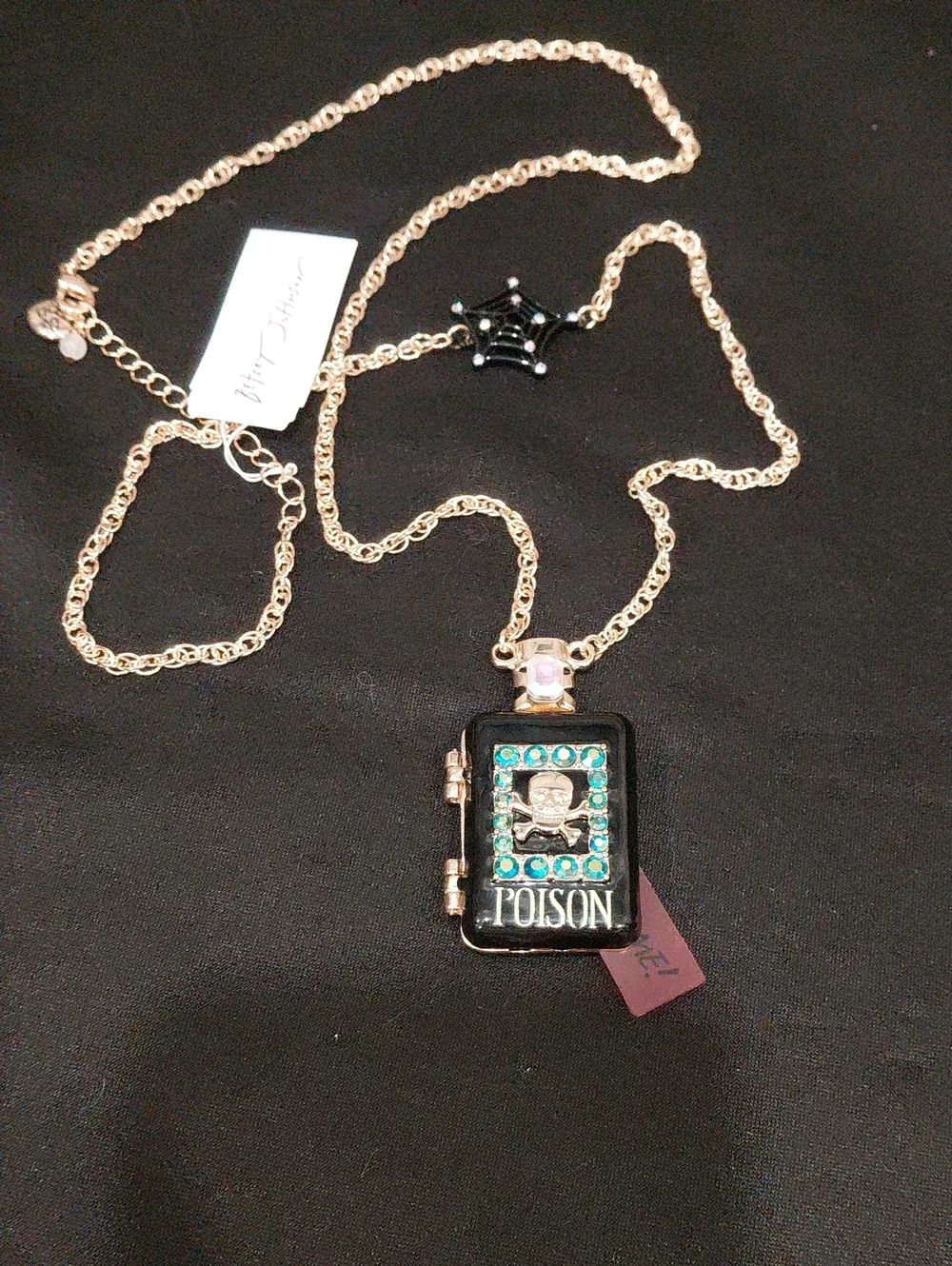 BETSEY JOHMSON Poison Locket Pendant Necklace
